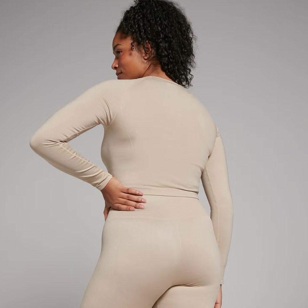 Seamless Long Sleeve Crop Top – Sandstone - Image 2