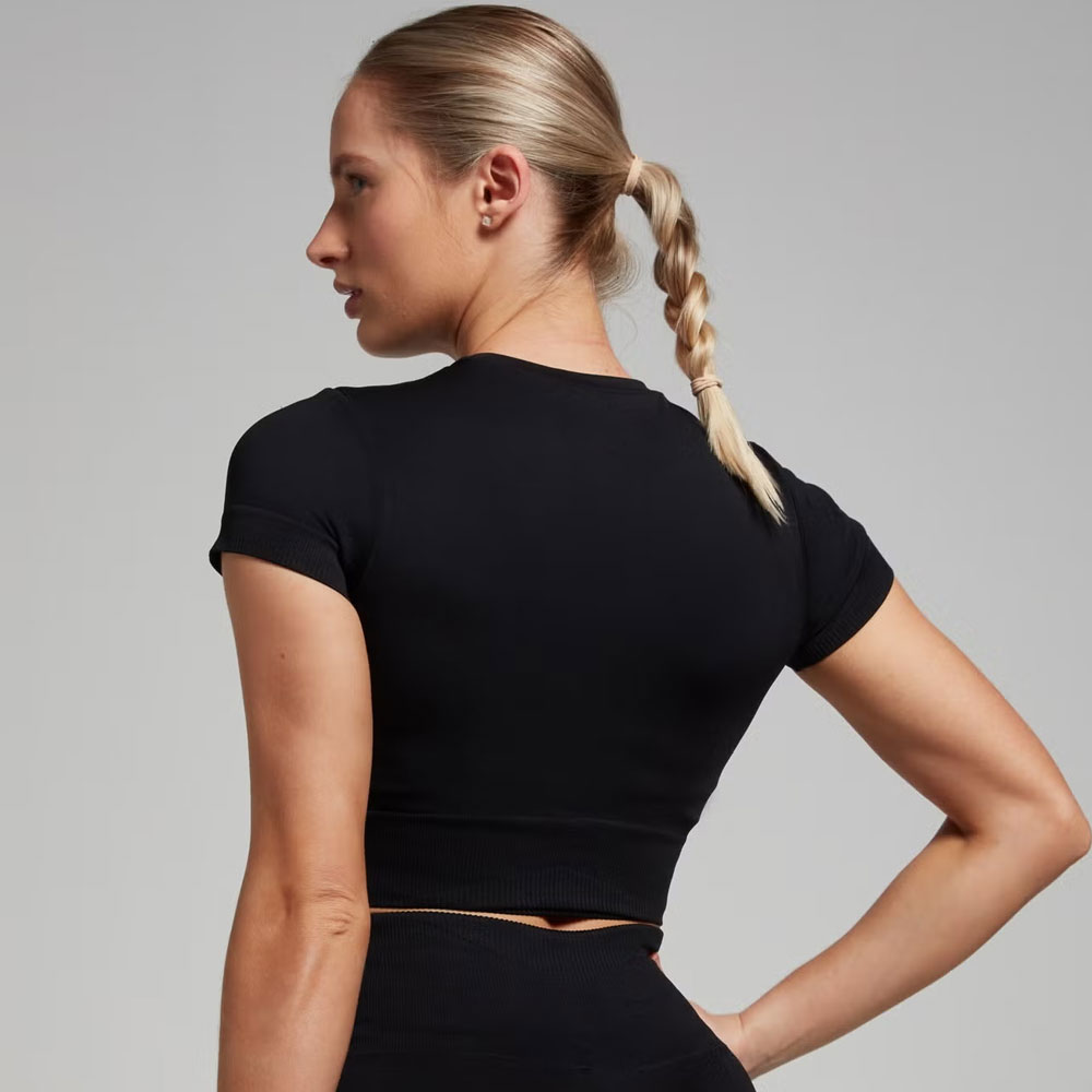 Women’s Tempo Seamless Crop Top – Black - Image 2
